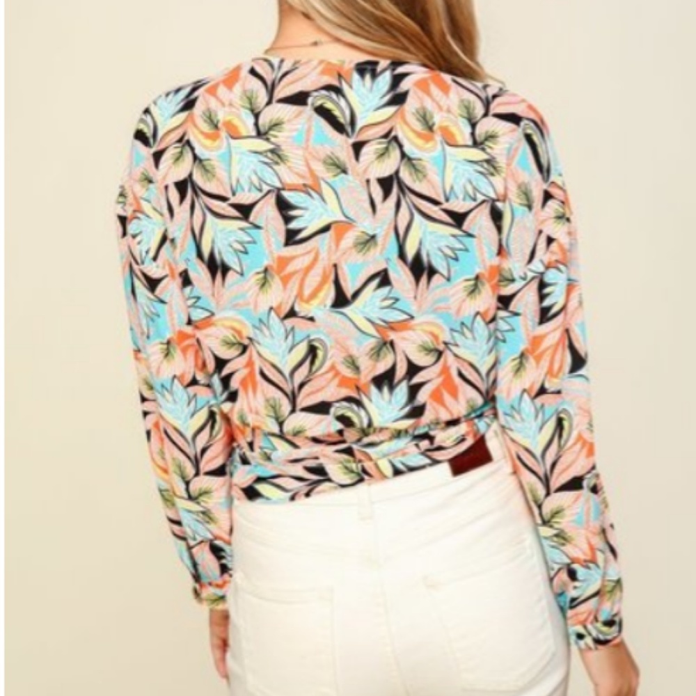 Top - Picture 3 of 3